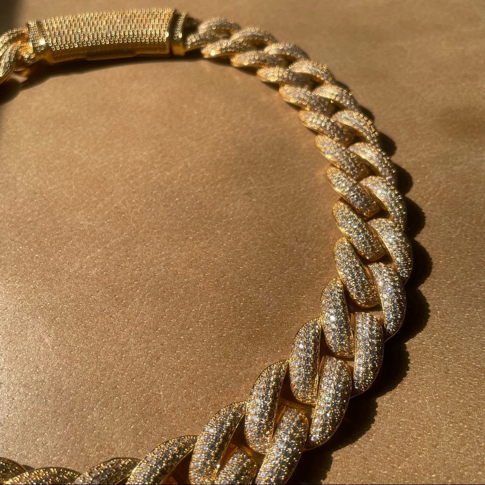 Pave rhinestone Cuban curb chain necklace statement gold white glam - Picture 3 of 7